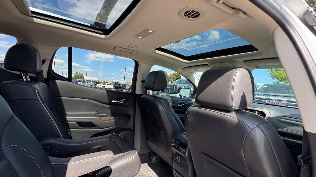 Used 2021 GMC Acadia Denali w/ Denali Ultimate Package AWD/4WD image 13