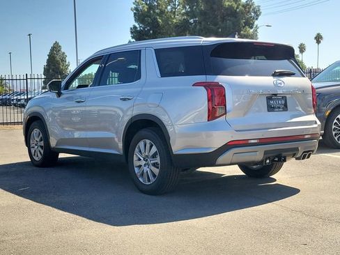 New 2025 Hyundai Palisade SEL image 2