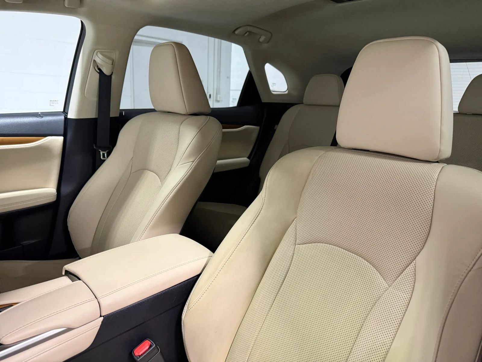 Used 2022 Lexus RX 350 AWD w/ Premium Package image 16
