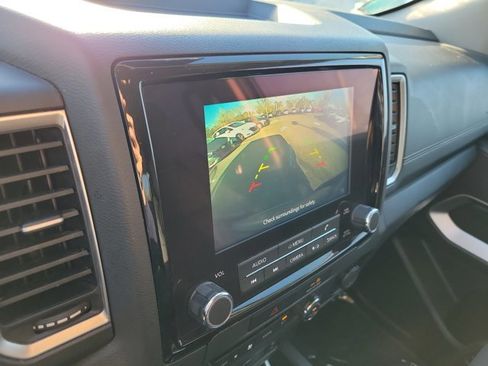 Used 2023 Nissan Frontier SV w/ SV Convenience Package image 26