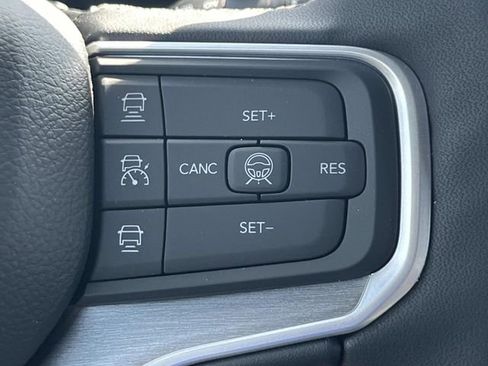New 2026 Jeep Grand Wagoneer 4WD image 28