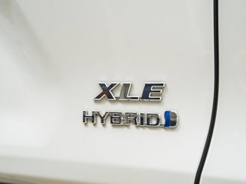 Used 2024 Toyota RAV4 XLE Premium w/ Weather Package AWD/4WD image 7