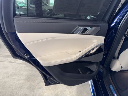 Used 2021 BMW X6 M50i w/ Executive Package AWD/4WD image 18