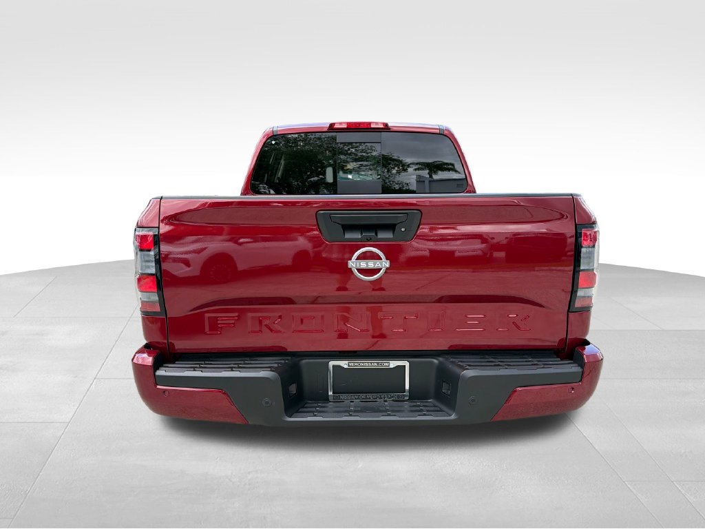 Certified 2025 Nissan Frontier SV RWD image 6