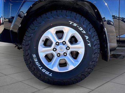 Used 2016 Toyota 4Runner SR5 image 10