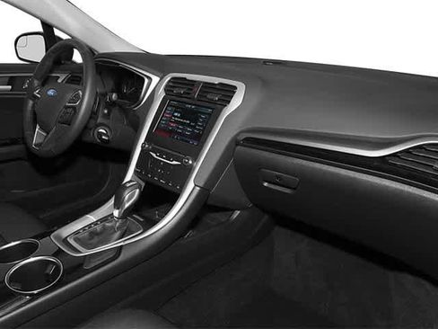 Used 2014 Ford Fusion SE w/ Equipment Group 202A FWD image 20