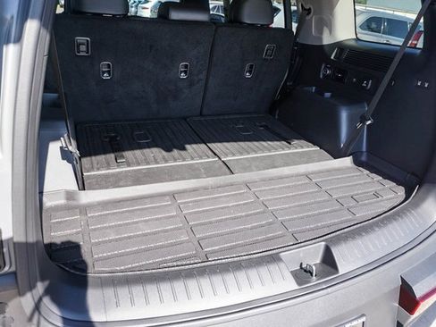 Used 2025 Hyundai Santa Fe Limited image 17