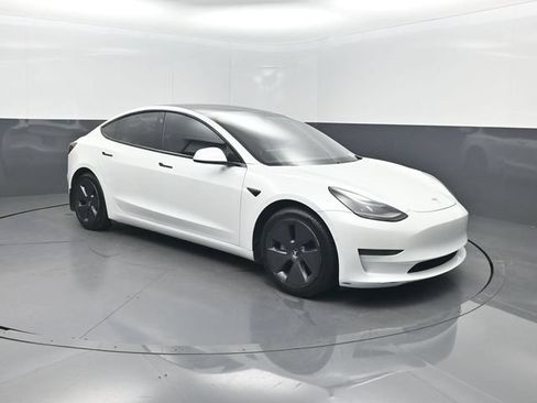 Used 2021 Tesla Model 3 Standard Range Plus RWD image 24