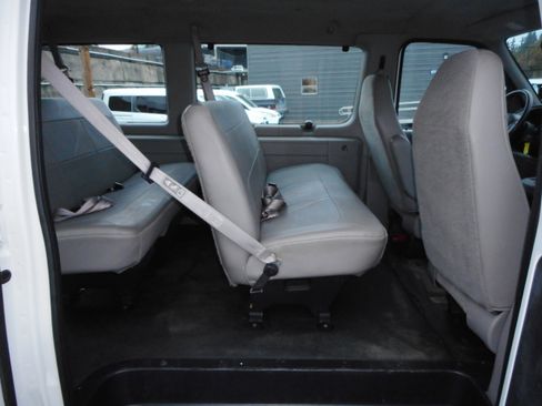 Used 2002 Ford E-350 and Econoline 350 XL image 22