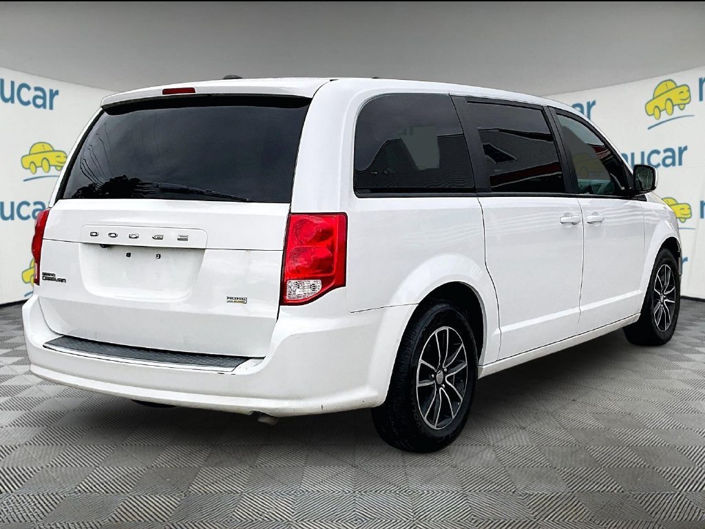 Used 2019 Dodge Grand Caravan GT FWD image 6