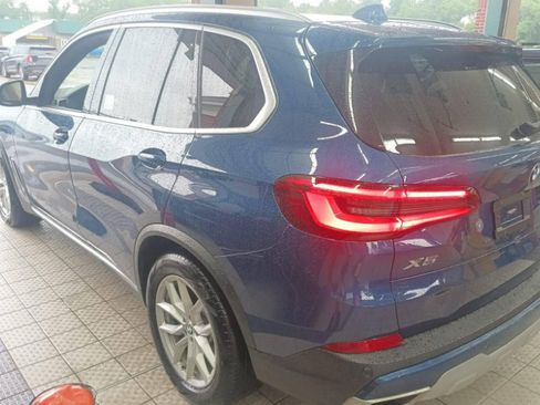 Used 2019 BMW X5 xDrive40i w/ Convenience Package AWD/4WD image 2