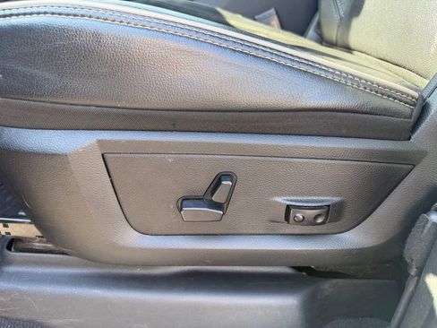 Used 2019 RAM 2500 Laramie AWD/4WD image 16