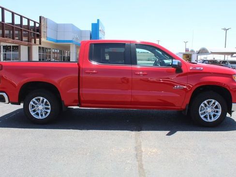 Used 2026 Chevrolet Silverado 1500 LT AWD/4WD image 2
