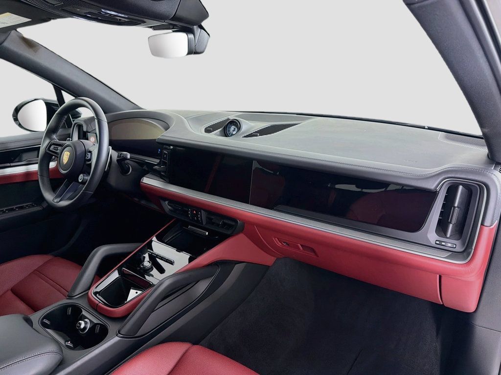 Certified 2026 Porsche Cayenne E-Hybrid AWD/4WD image 30