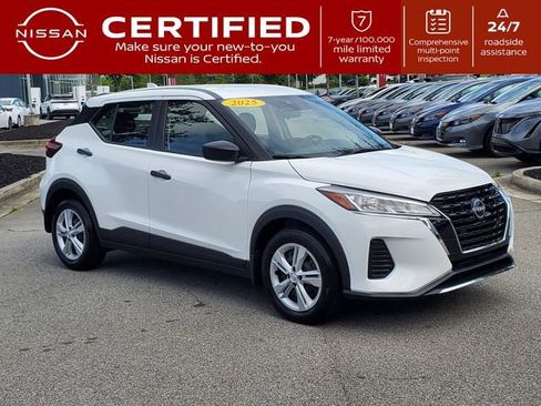 Certified 2025 Nissan Kicks Play S FWD image 1