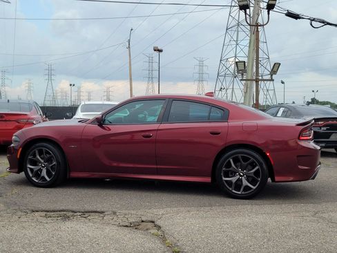 Used 2019 Dodge Charger R/T RWD image 16