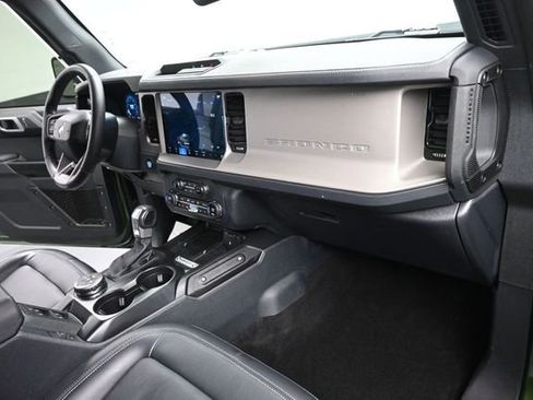 Certified 2025 Ford Bronco Outer Banks AWD/4WD image 30