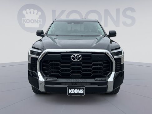 Used 2023 Toyota Tundra SR5 w/ TRD Off-Road Package image 11