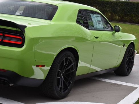 Used 2023 Dodge Challenger SRT Hellcat RWD image 21