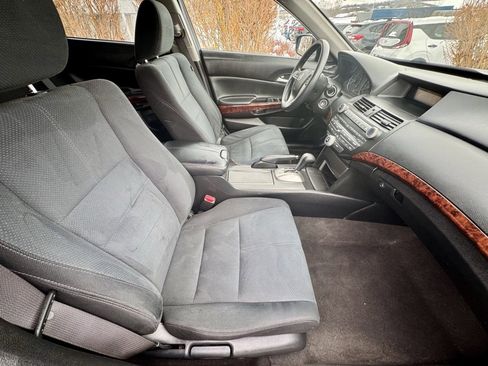 Used 2012 Honda Crosstour EX image 15