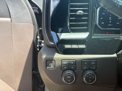 New 2026 Chevrolet Silverado 1500 LTZ w/ LTZ Premium Package AWD/4WD image 23