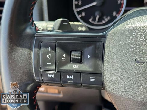 Used 2025 Nissan Rogue SV AWD/4WD image 23