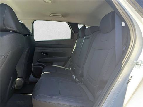 New 2026 Hyundai Tucson SE image 12