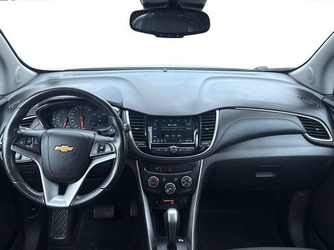 Used 2019 Chevrolet Trax LT w/ LT Convenience Package AWD/4WD image 28