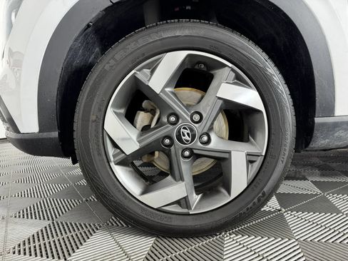 Used 2023 Hyundai Venue Limited w/ Cargo Package FWD image 42