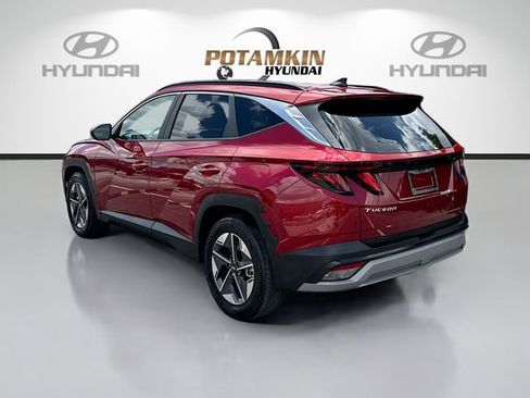 Certified 2025 Hyundai Tucson SEL FWD image 6