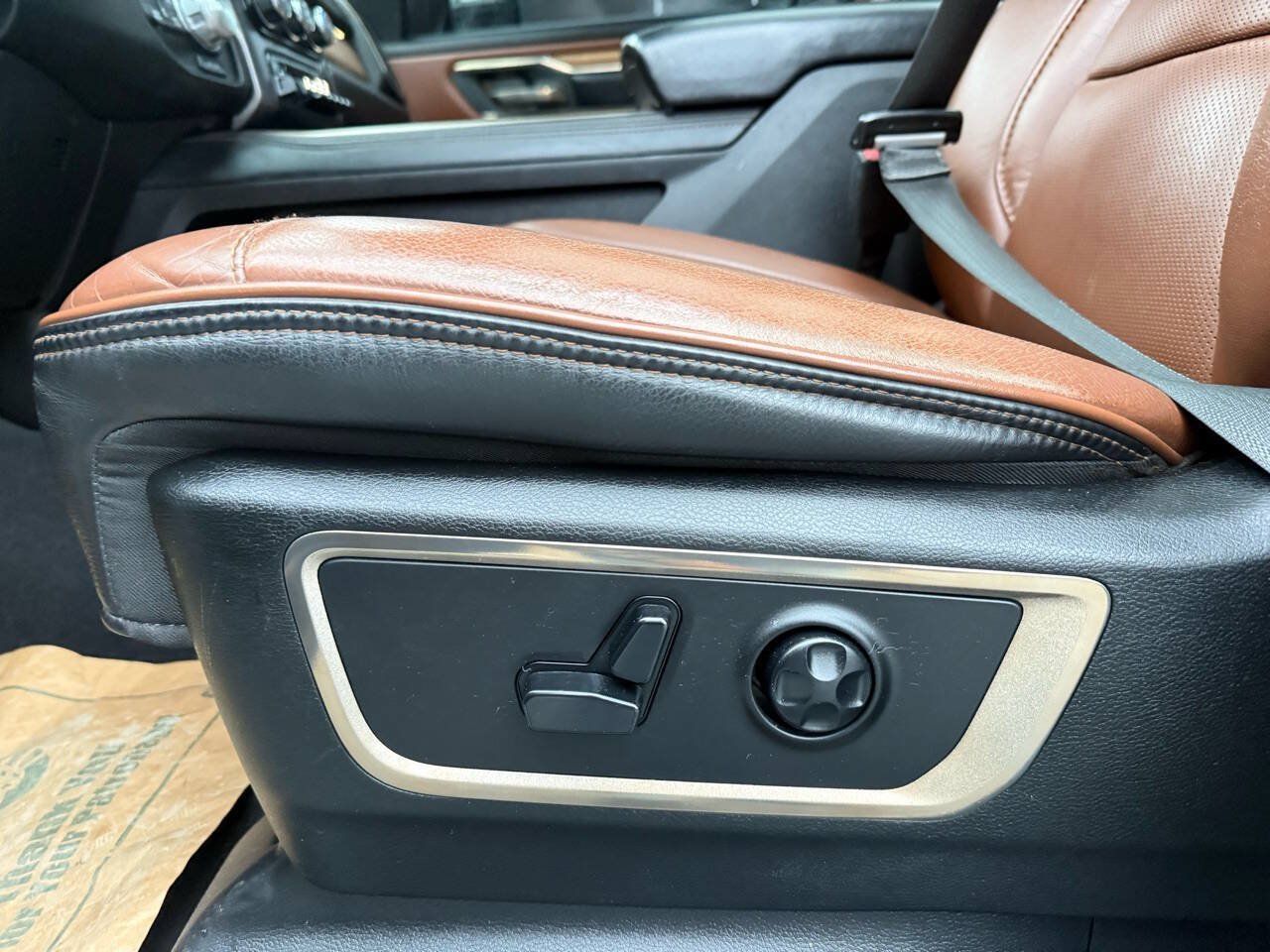 Used 2019 RAM 1500 Laramie Longhorn w/ Bed Utility Group AWD/4WD image 20