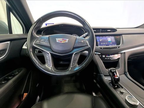 Used 2023 Cadillac XT5 Luxury FWD image 14