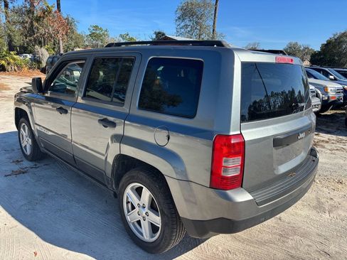 Used 2013 Jeep Patriot Sport FWD image 7