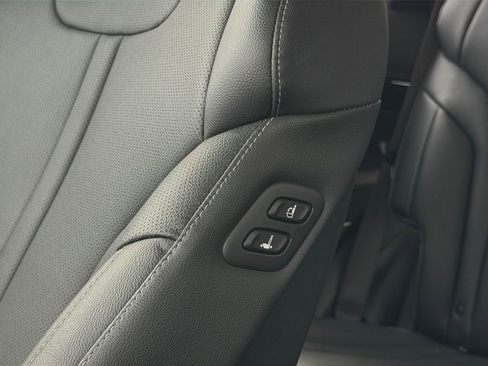 Used 2025 Genesis GV80 2.5T Standard image 22