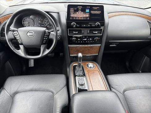 Certified 2023 Nissan Armada SL image 3