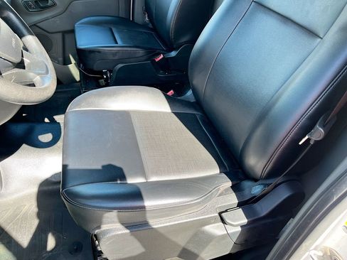 Used 2022 Ford Transit 150 Low Roof RWD image 19