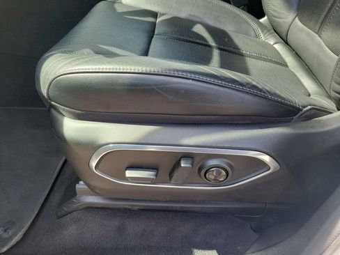 Used 2024 Jeep Wagoneer Series II w/ Flexible Seating Group AWD/4WD image 18