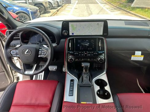 Used 2025 Lexus LX 600 F Sport AWD/4WD image 34