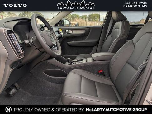 New 2026 Volvo XC40 B5 Core AWD/4WD image 16