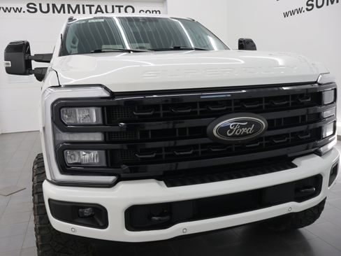 Used 2023 Ford F350 Lariat w/ Lariat Ultimate Package AWD/4WD image 25