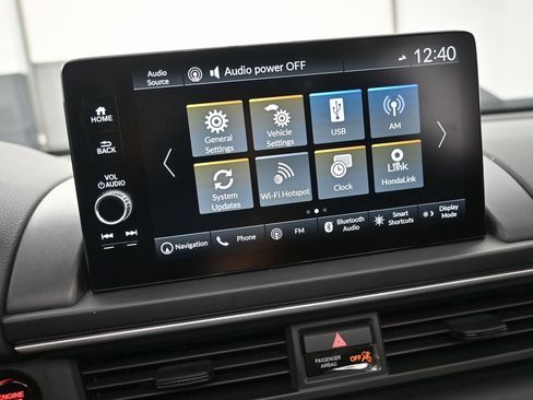 Used 2024 Honda Pilot Elite image 16