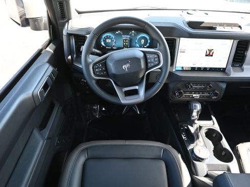 New 2026 Ford Bronco Outer Banks AWD/4WD image 21