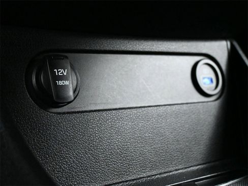 Used 2023 Hyundai Santa Fe SEL image 15