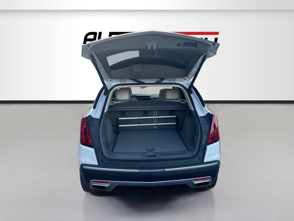 Used 2024 Cadillac XT5 Premium Luxury w/ LPO, Floor Liner Package AWD/4WD image 27
