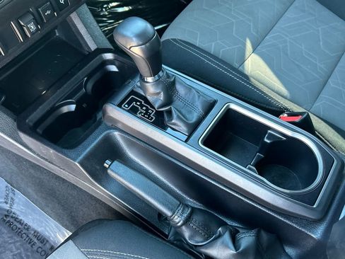 Used 2023 Toyota Tacoma TRD Off-Road image 15