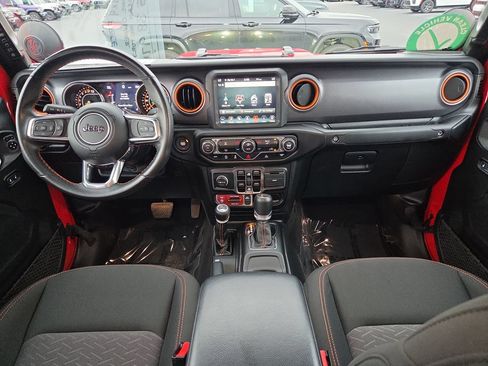 Used 2023 Jeep Gladiator Mojave AWD/4WD image 16