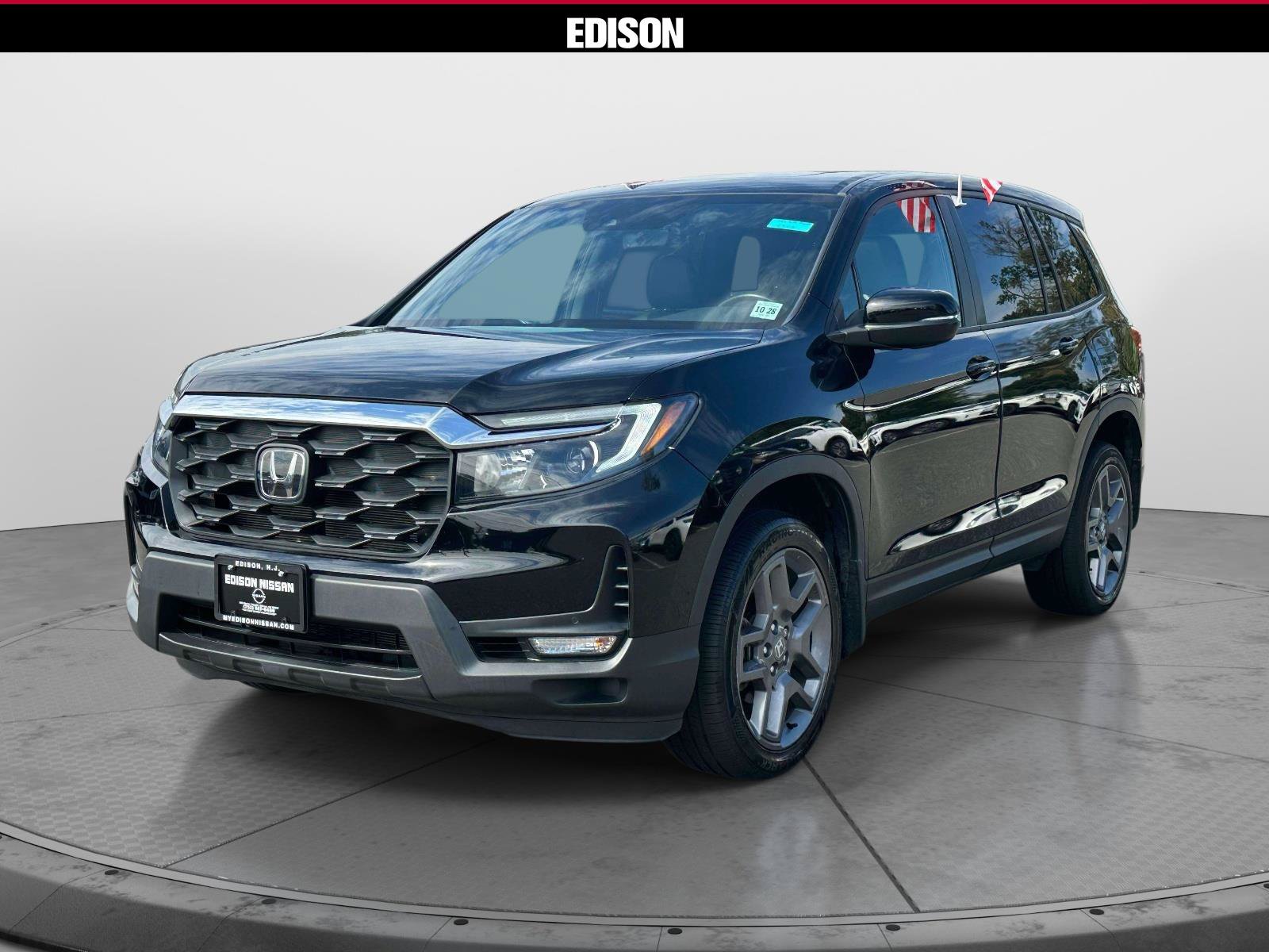 Used 2023 Honda Passport EX-L image 2