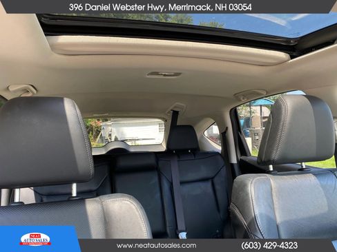 Used 2016 Honda CR-V Touring image 10