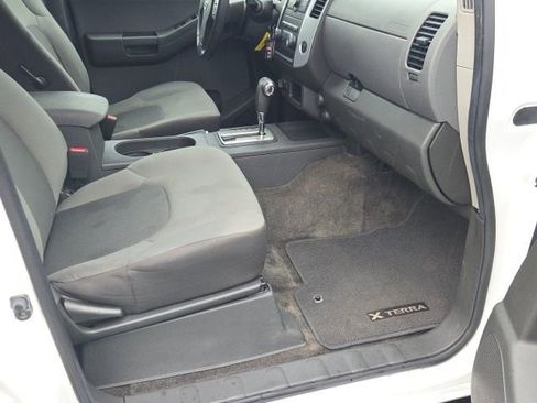 Used 2012 Nissan Xterra S w/ Value Package image 9