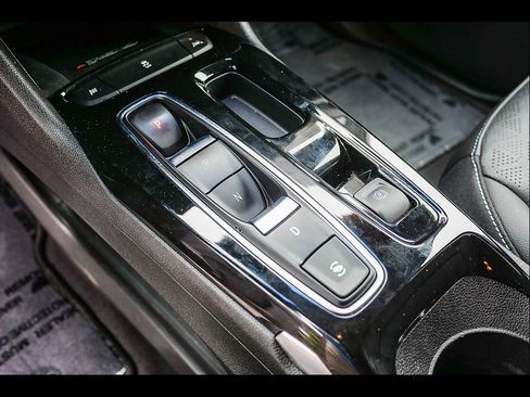 Used 2023 Chevrolet Bolt LT w/ Infotainment Package FWD image 20